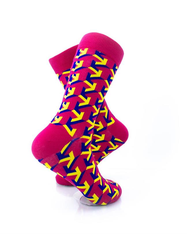 cooldesocks arrow raspberry crew socks right view image