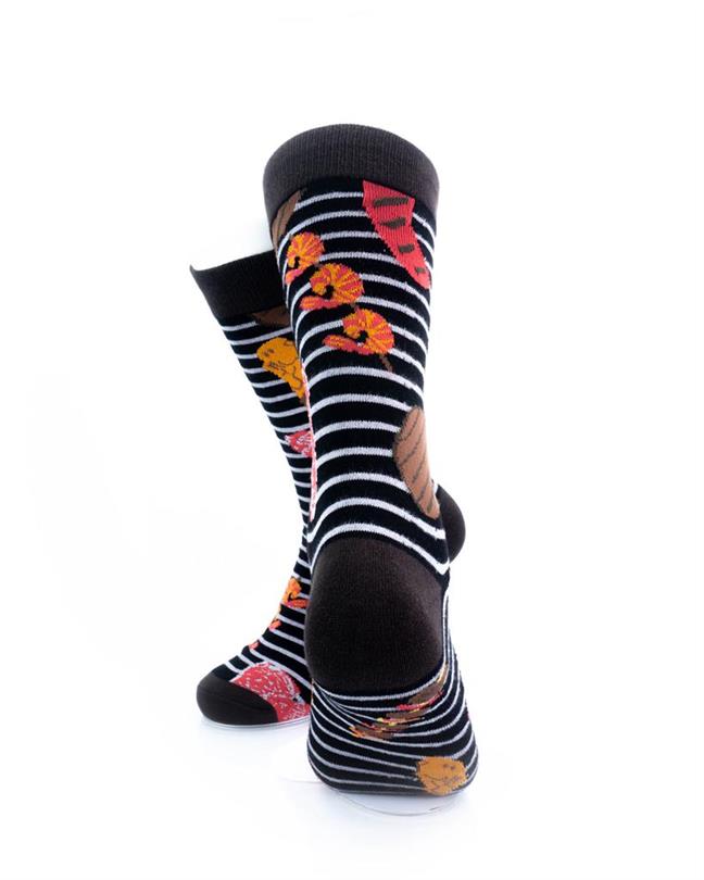 cooldesocks barbeque grill crew socks rear view image
