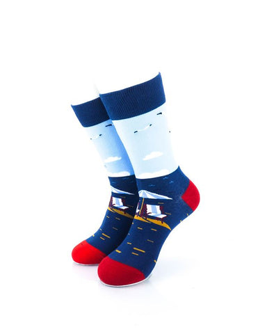 cooldesocks beach resort crew socks front view image
