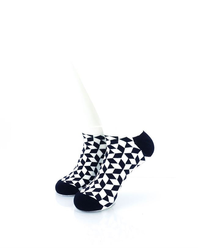 cooldesocks black and white kaleidoscope ankle socks front view image