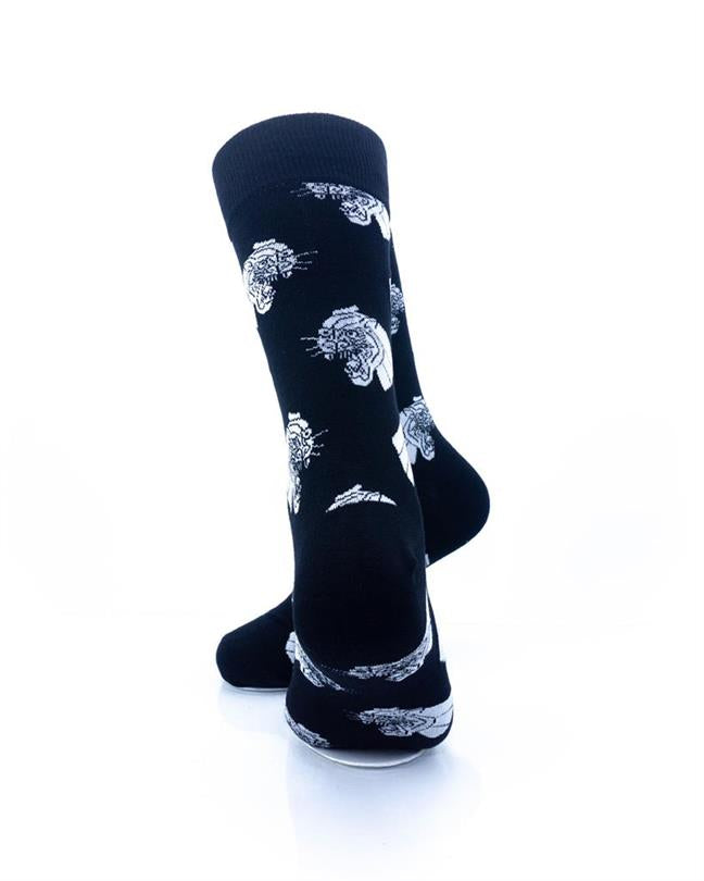 cooldesocks black and white platinum panther crew socks rear view image