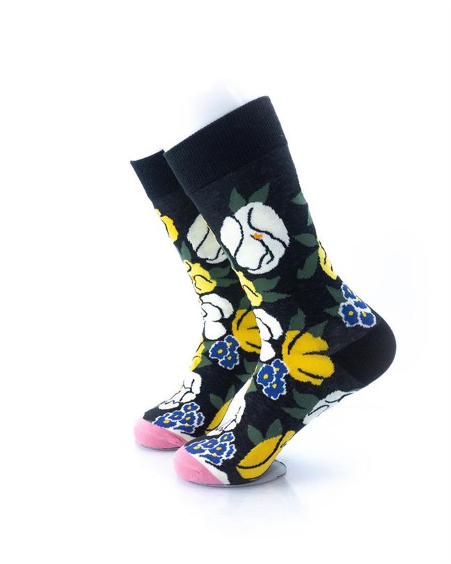 cooldesocks flowers poppy crew socks left view image