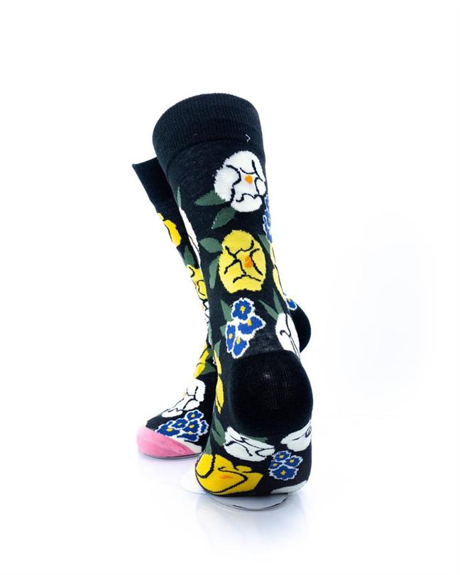 cooldesocks flowers poppy crew socks rear view image