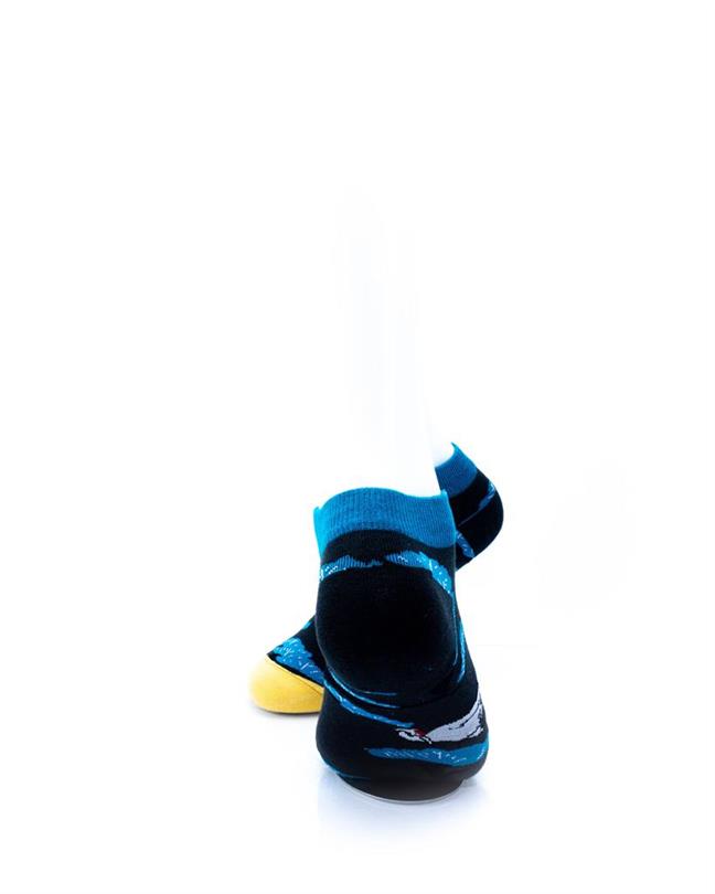 cooldesocks flying crane ankle socks rear view image