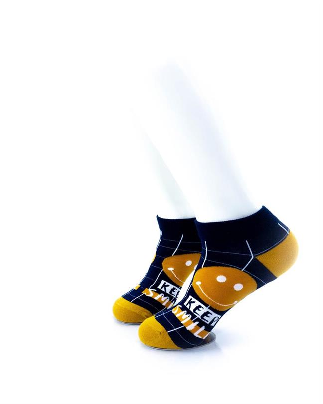 cooldesocks keep smile ankle socks left view image