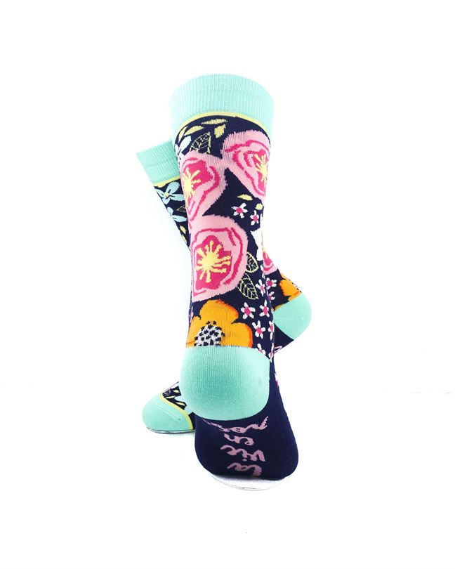 cooldesocks ladies la vie en rose crew socks rear view image