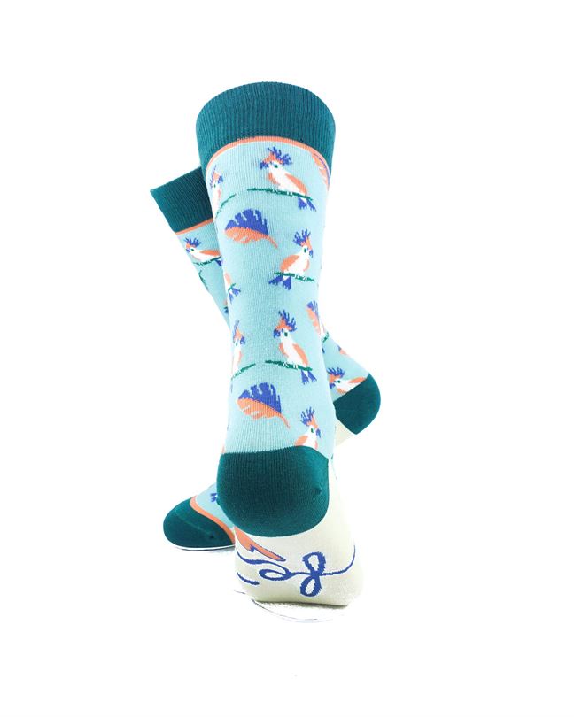 cooldesocks ladies le heart crew socks rear view image