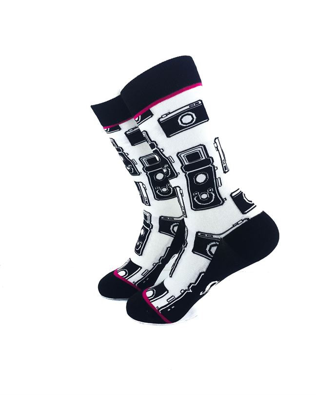 cooldesocks ladies snap crew socks left view image