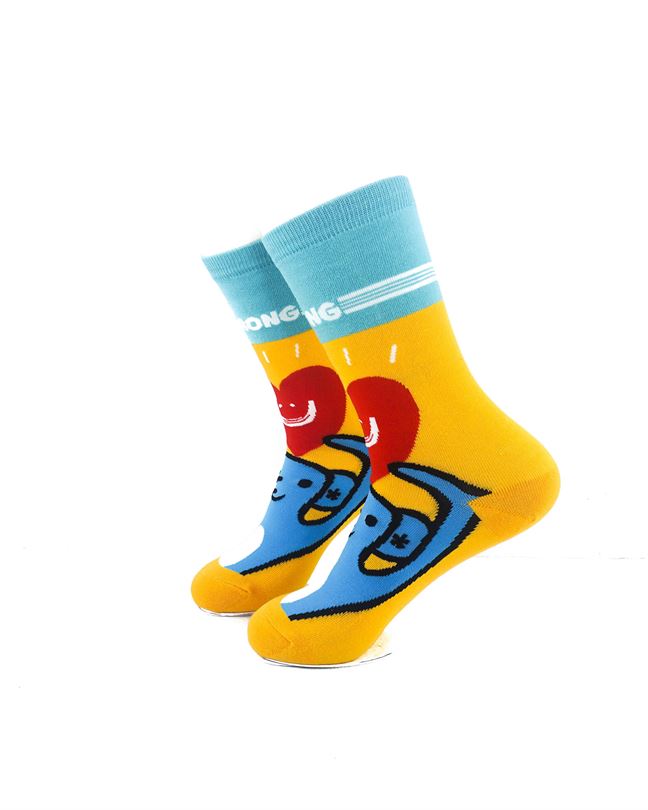 cooldesocks ladies strong love crew socks left view image