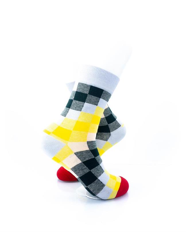 cooldesocks old school checkered quarter socks right view image