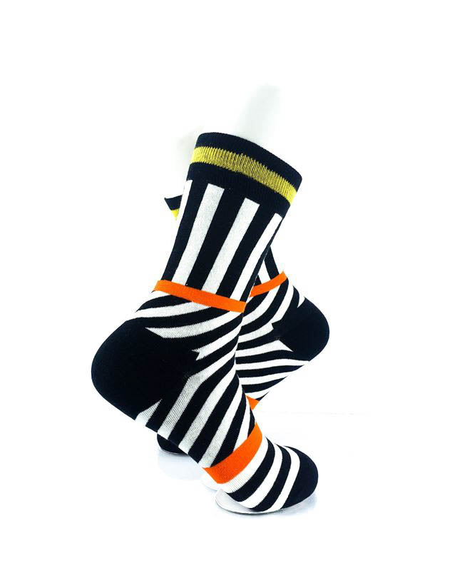 cooldesocks psychedelic bw orange gold quarter socks right view image