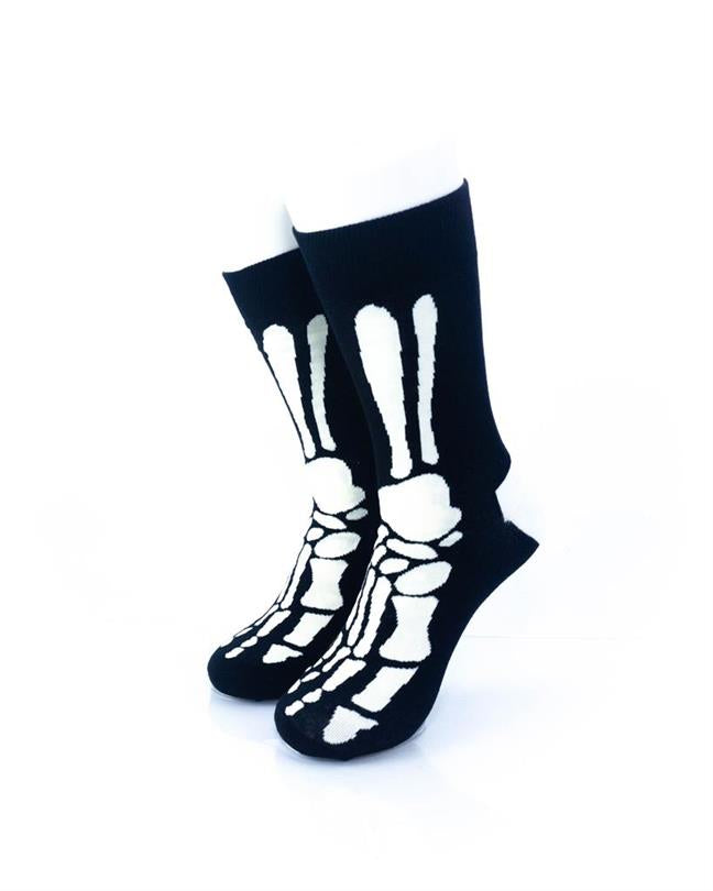 cooldesocks skeleton feet crew socks front view image